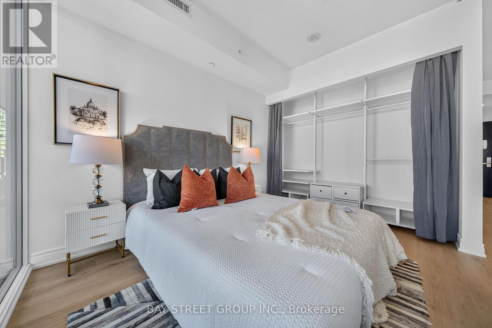1803 - 125 Peter Street, Toronto, Ontario  M5V 0M2 - Photo 11 - C14118660