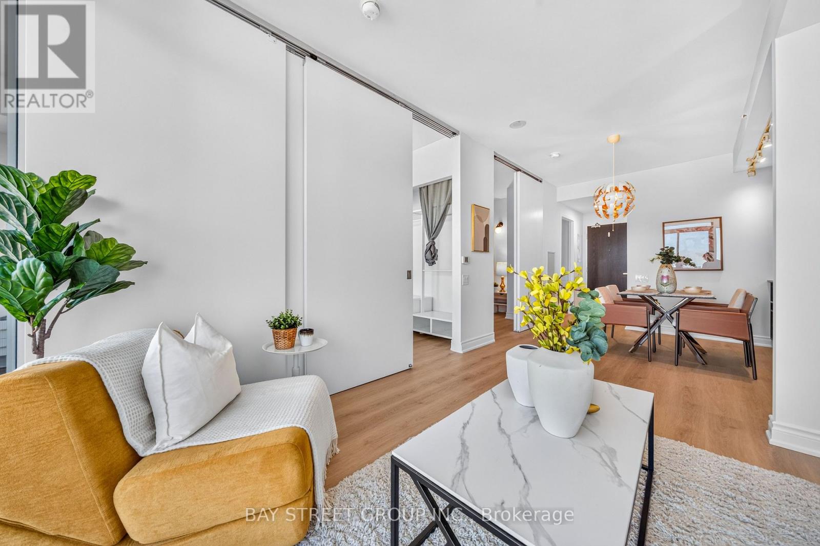 1803 - 125 Peter Street, Toronto, Ontario  M5V 0M2 - Photo 7 - C14118660
