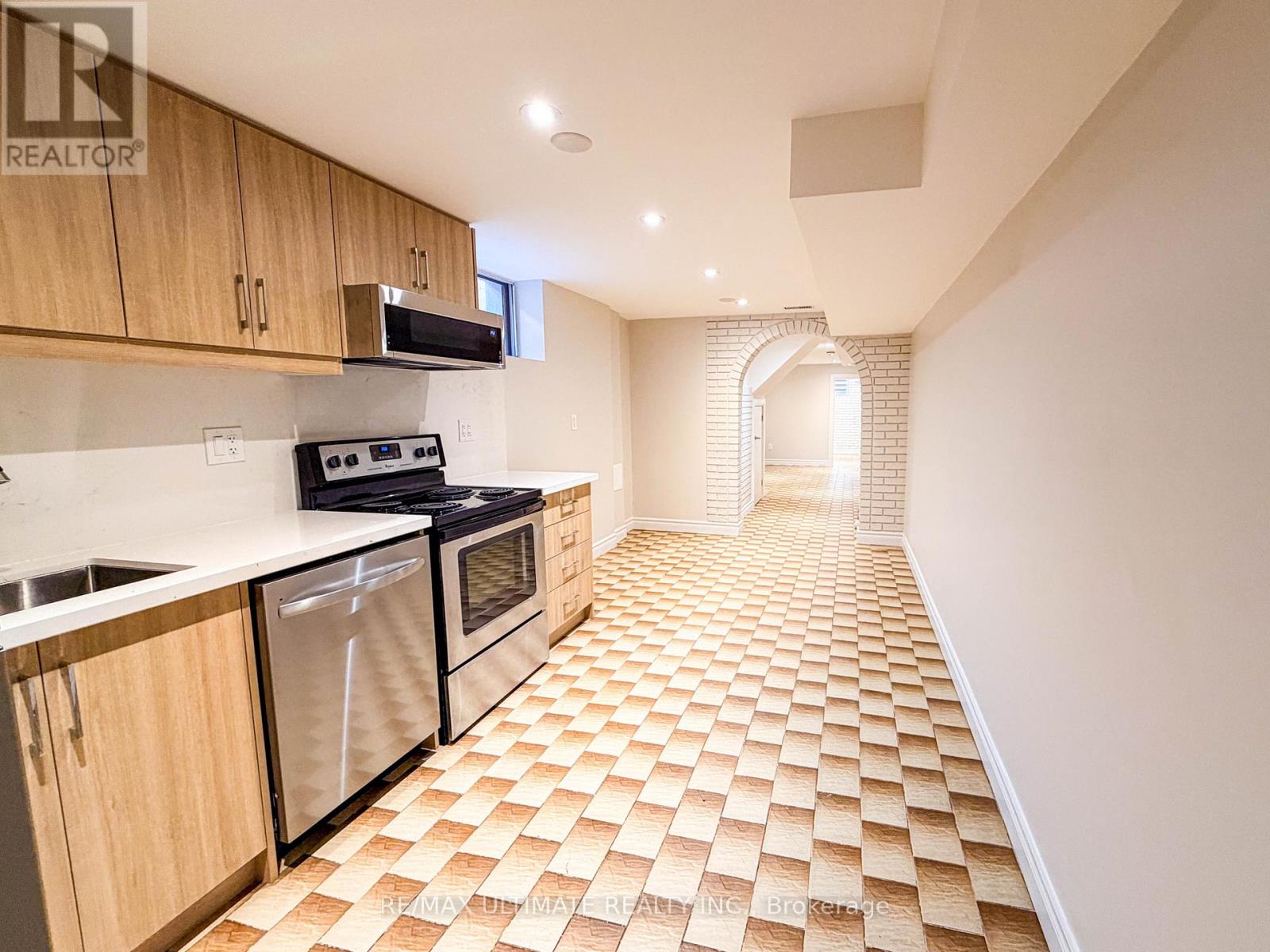 Lower - 1077 Glencairn Avenue, Toronto, Ontario  M6B 2B1 - Photo 5 - W14118624