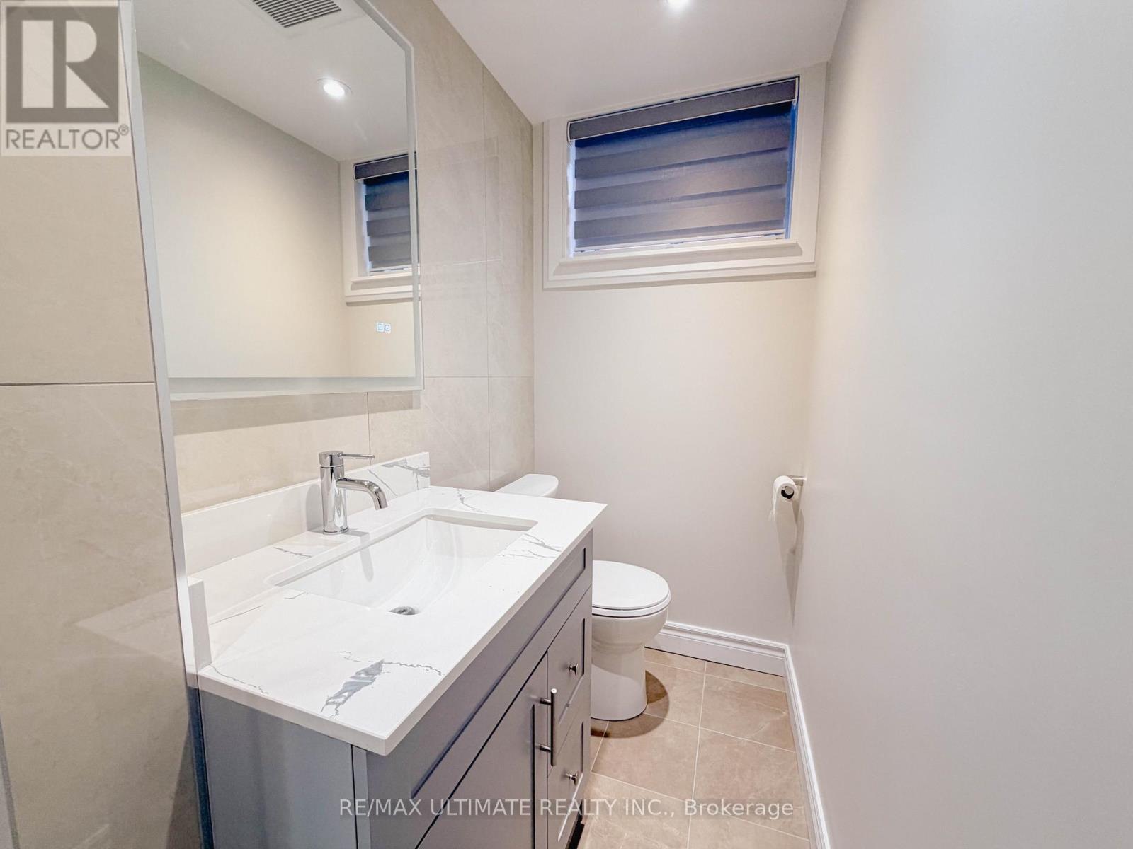 Lower - 1077 Glencairn Avenue, Toronto, Ontario  M6B 2B1 - Photo 7 - W14118624