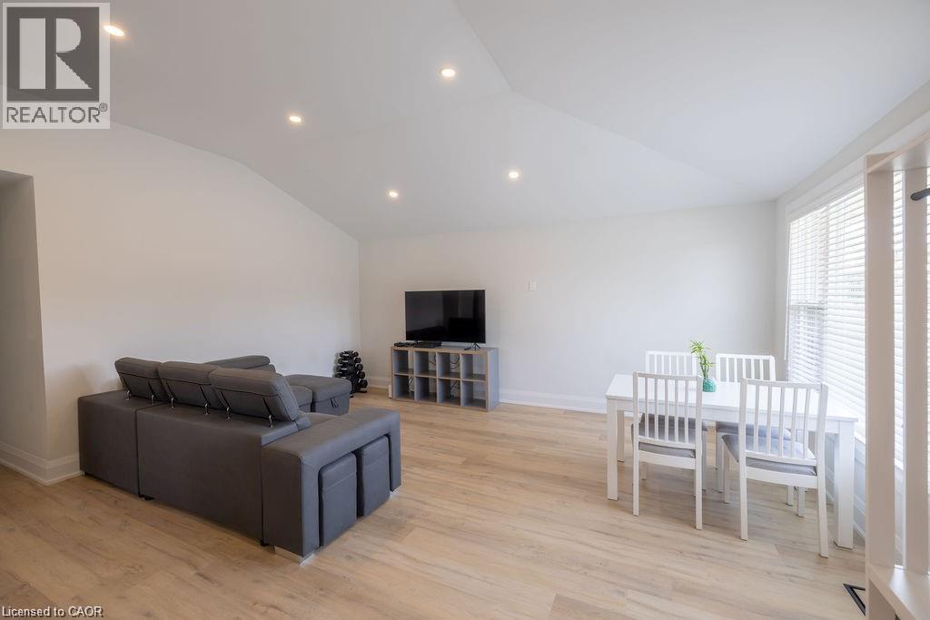 93 Purdy Crescent Unit# 1 - Upper, Hamilton, Ontario  L9A 3B5 - Photo 6 - 40869452