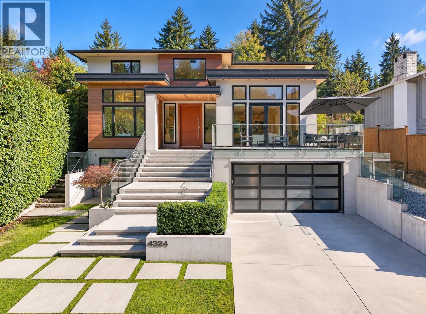 4324 GLENCANYON DRIVE, North Vancouver, British Columbia