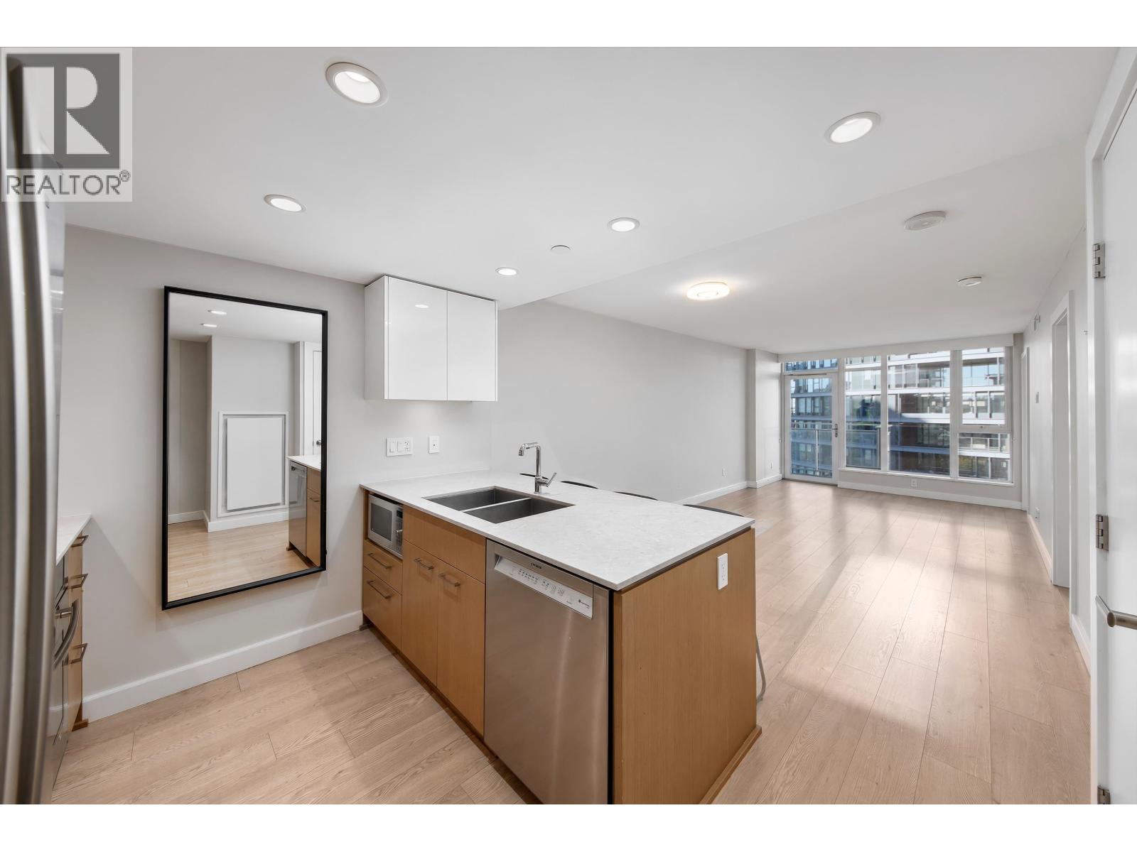 1007 1618 Quebec Street, Vancouver, British Columbia  V6A 0C5 - Photo 3 - R3178472