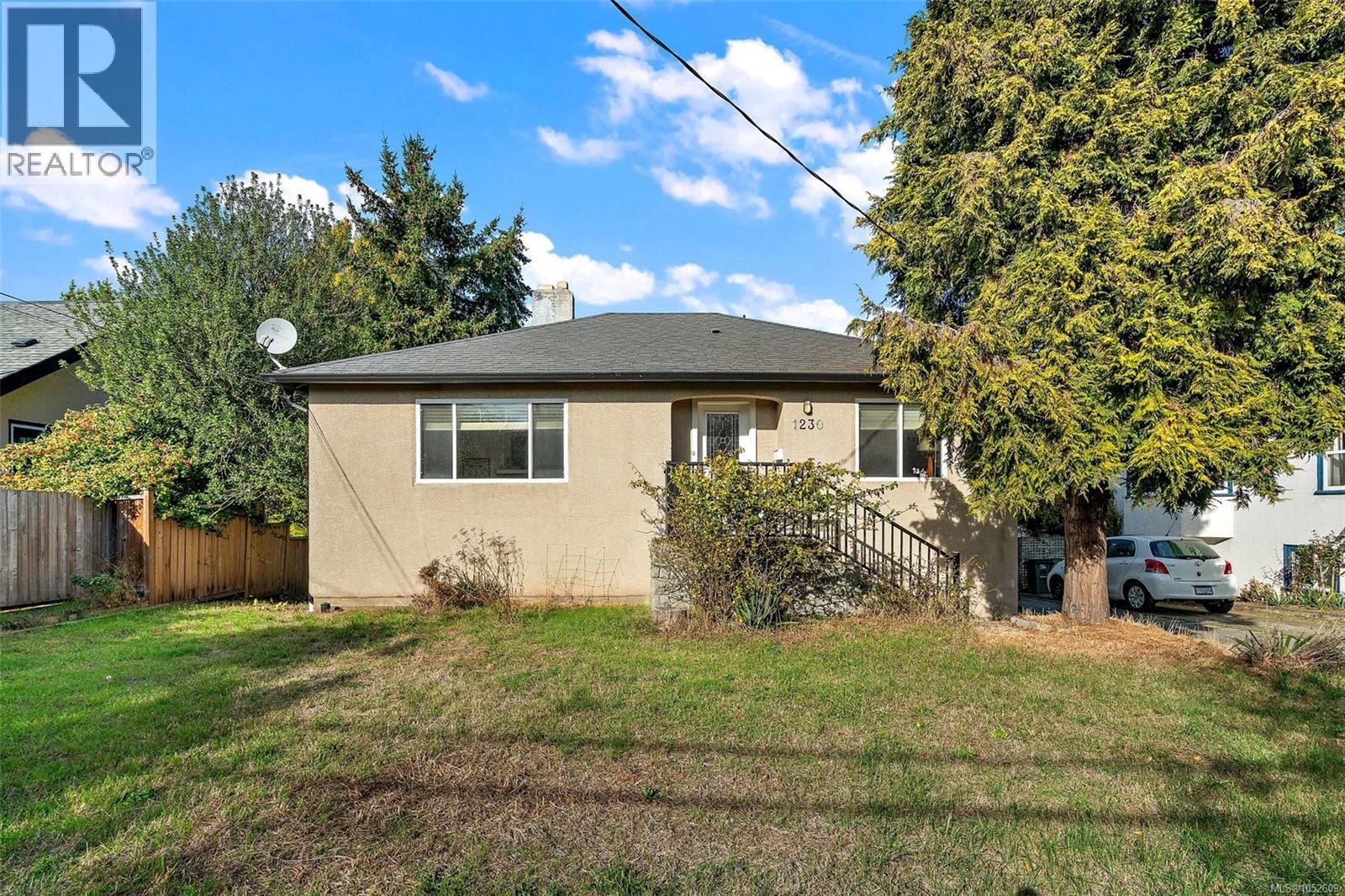 1230 Hillside Ave, Victoria, British Columbia