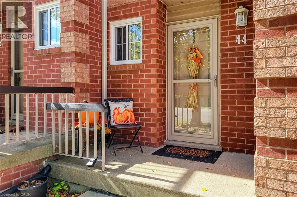 34 Dynasty Avenue Unit# 44, Stoney Creek, Ontario L8G 5C8 - Photo 2 - 40870425