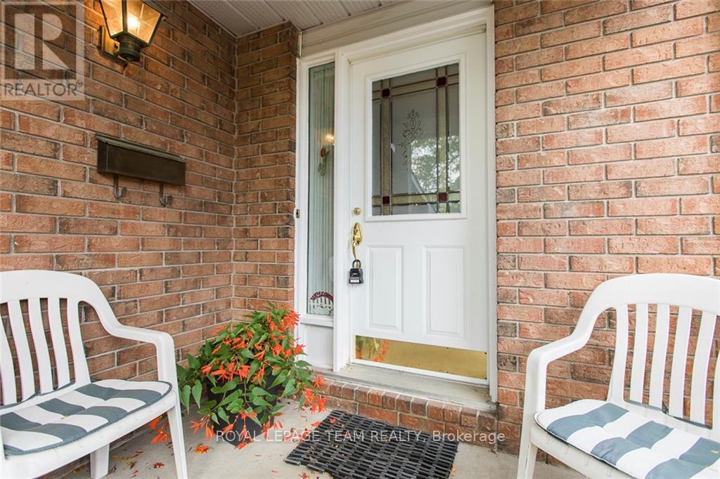 1495 Delia Crescent N, Ottawa, Ontario  K4A 2Y4 - Photo 2 - X14118662