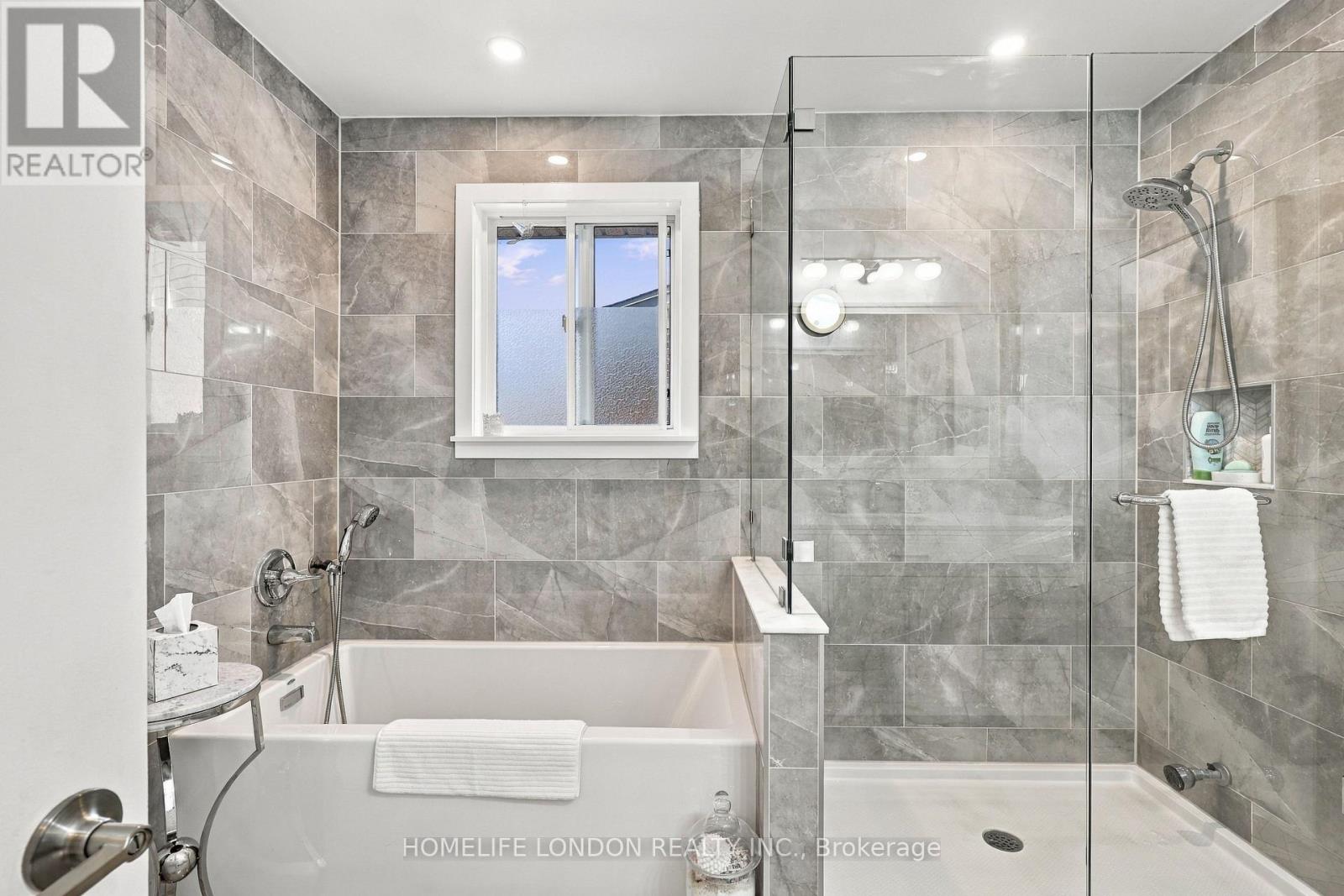 2195 Thornicroft Crescent E, London South, Ontario N6P 1T7 - Photo 24 - X14112384