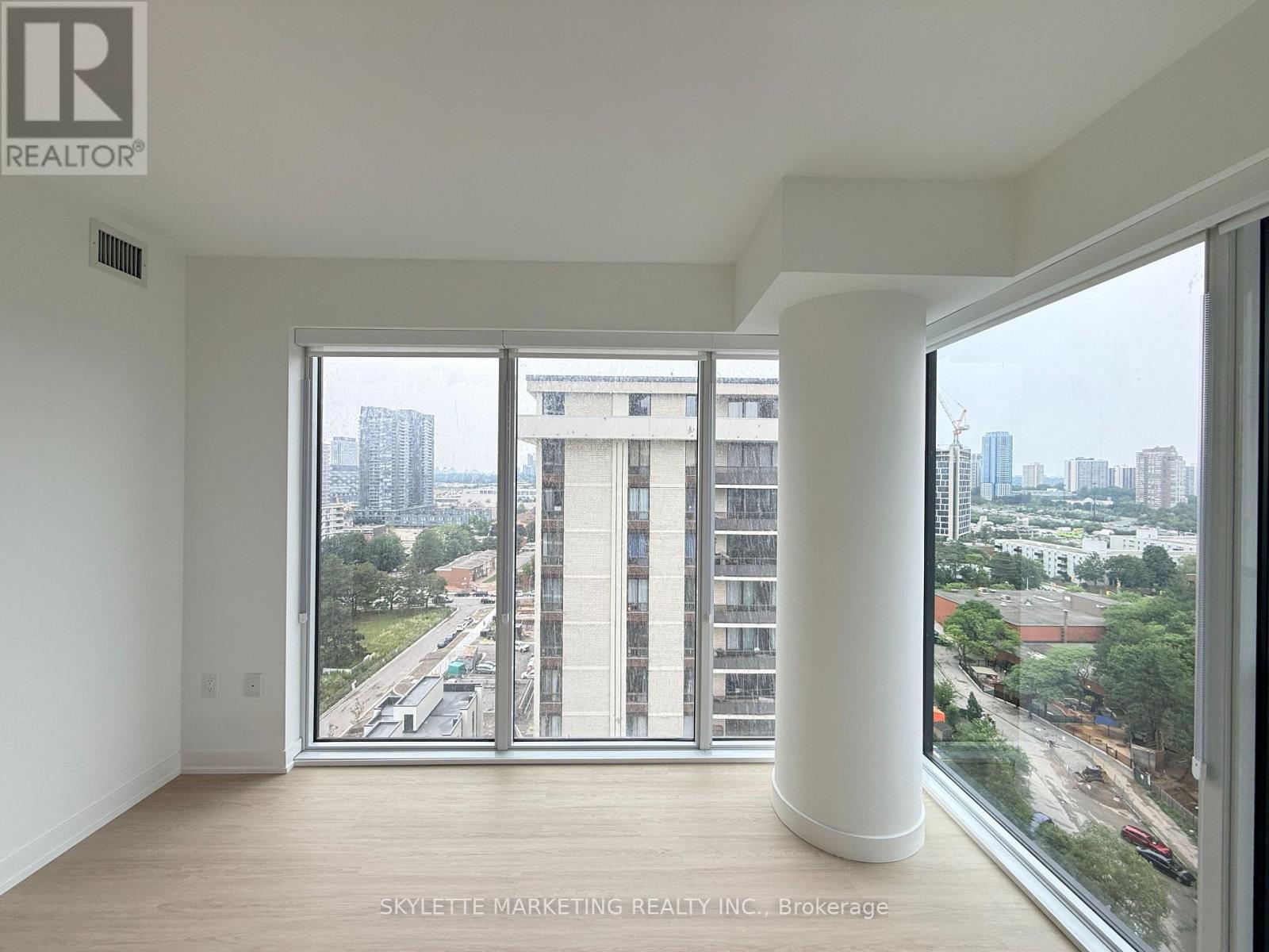 1405 - 15 David Salomon Drive, Toronto, Ontario  M3C 0T2 - Photo 16 - C14118684