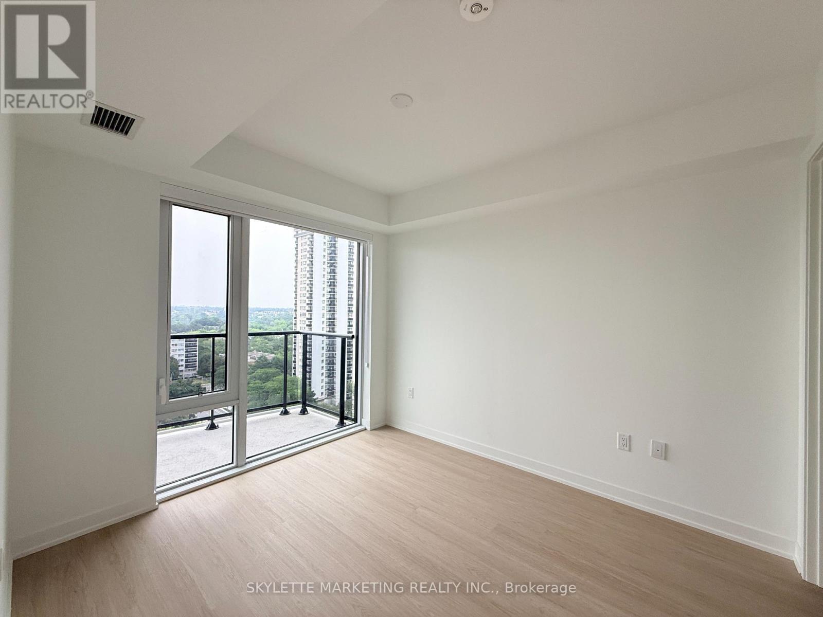 1405 - 15 David Salomon Drive, Toronto, Ontario  M3C 0T2 - Photo 17 - C14118684