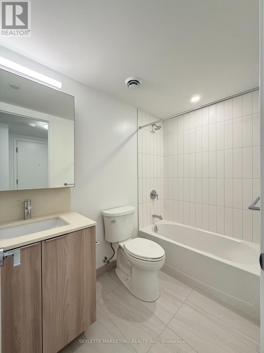 1405 - 15 David Salomon Drive, Toronto, Ontario  M3C 0T2 - Photo 24 - C14118684