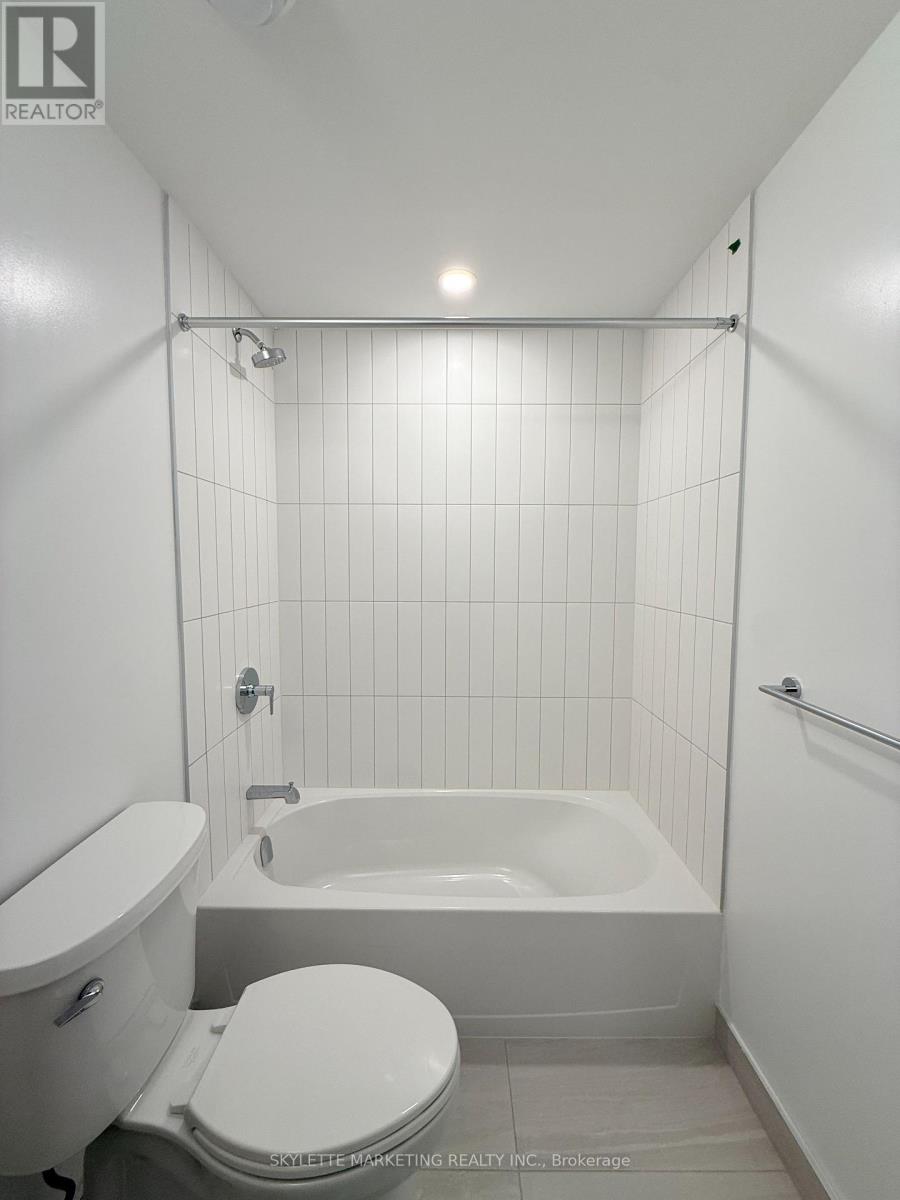 1405 - 15 David Salomon Drive, Toronto, Ontario  M3C 0T2 - Photo 25 - C14118684