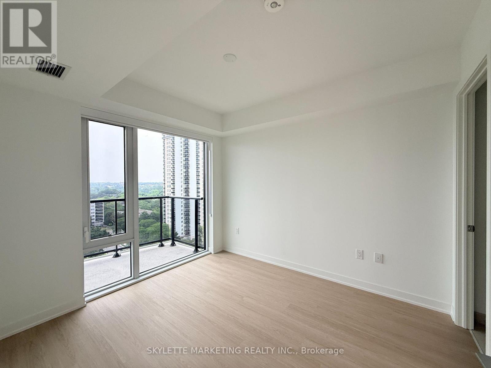 1405 - 15 David Salomon Drive, Toronto, Ontario  M3C 0T2 - Photo 27 - C14118684