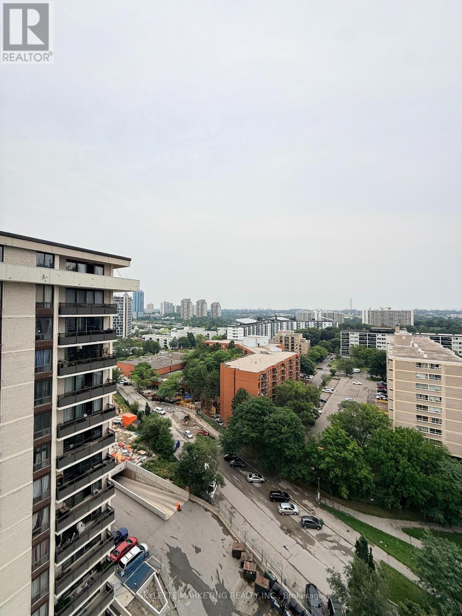 1405 - 15 David Salomon Drive, Toronto, Ontario  M3C 0T2 - Photo 35 - C14118684