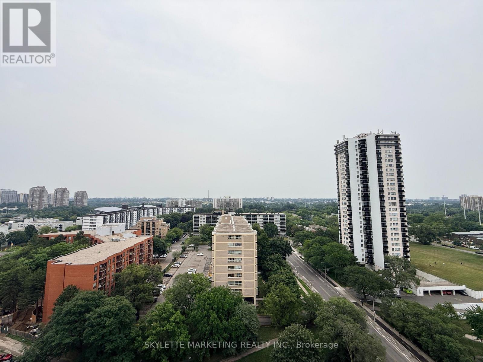 1405 - 15 David Salomon Drive, Toronto, Ontario  M3C 0T2 - Photo 39 - C14118684
