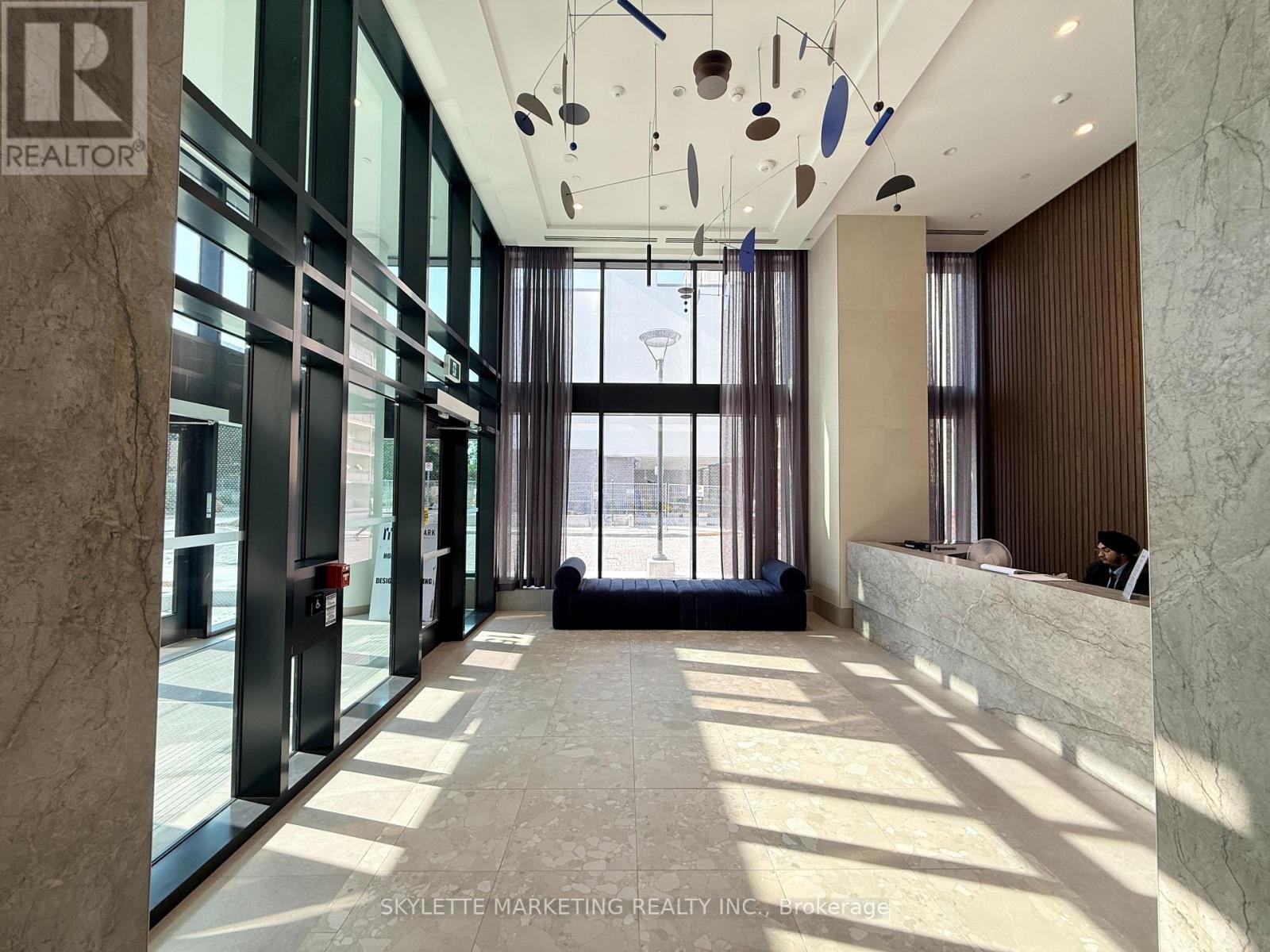 1405 - 15 David Salomon Drive, Toronto, Ontario  M3C 0T2 - Photo 45 - C14118684