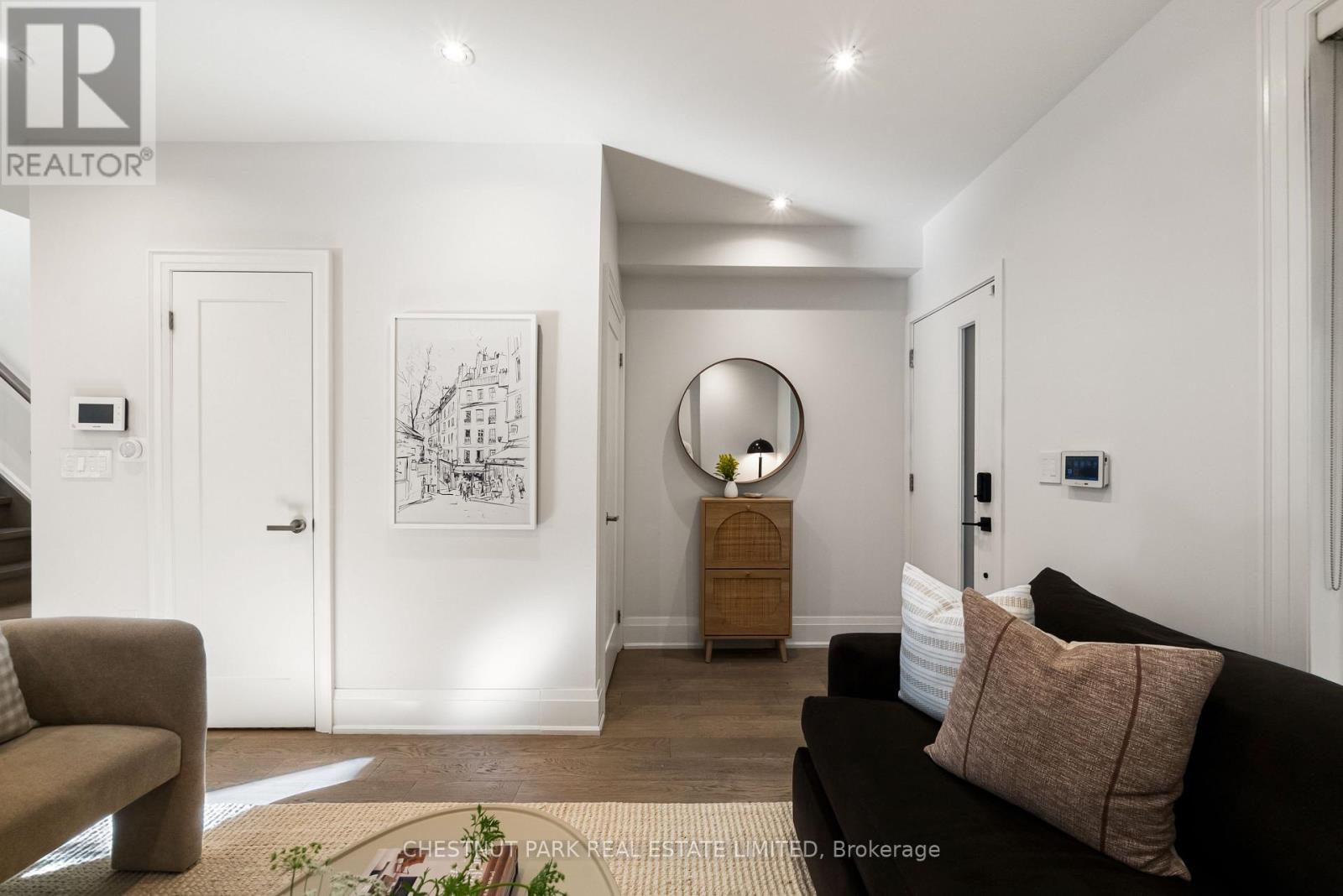 40 Morse Street, Toronto (South Riverdale), Ontario  M4M 2P6 - Photo 18 - E14118664