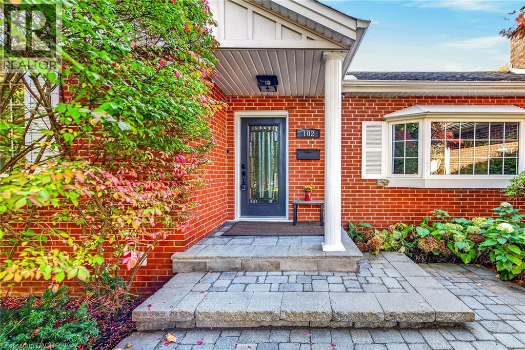 102 Lovers Lane, Ancaster, Ontario  L9G 1G7 - Photo 4 - 40873908