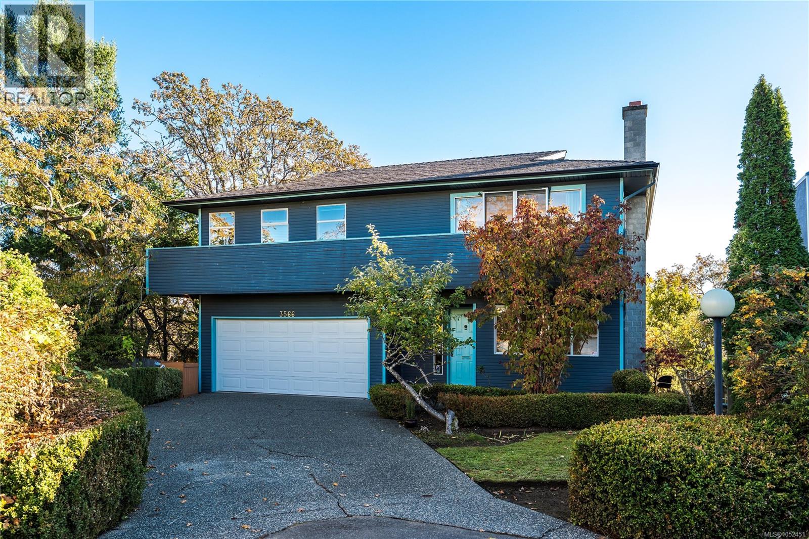 3566 McInnis Rise, Saanich, British Columbia