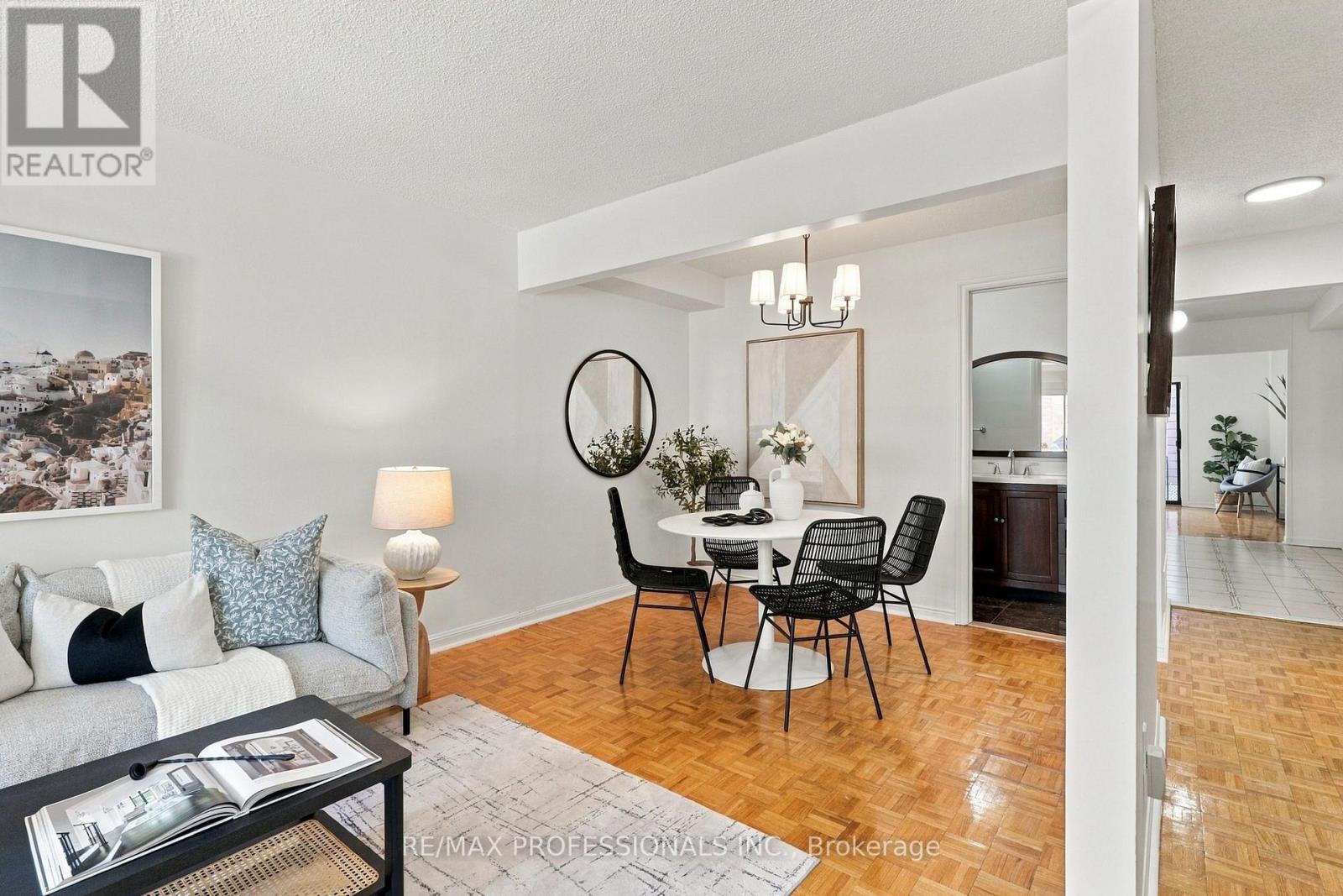 289 F Bartlett Avenue, Toronto, Ontario  M6H 3G3 - Photo 7 - W14102874