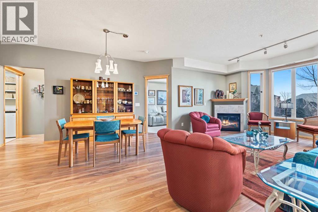 330, 15 Everstone Drive SW