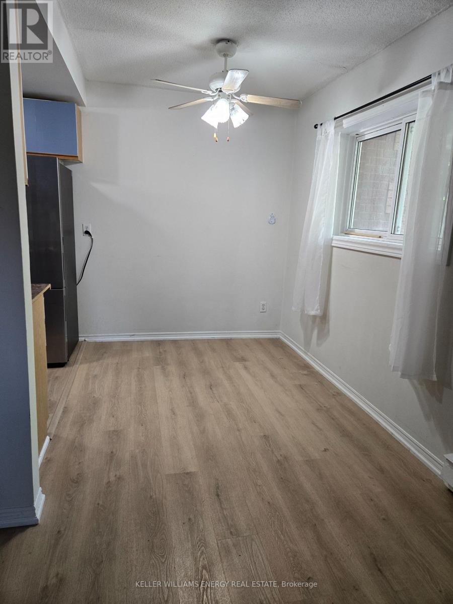 107 - 576 Mary Street E, Whitby, Ontario  L1N 2R3 - Photo 4 - E14118770