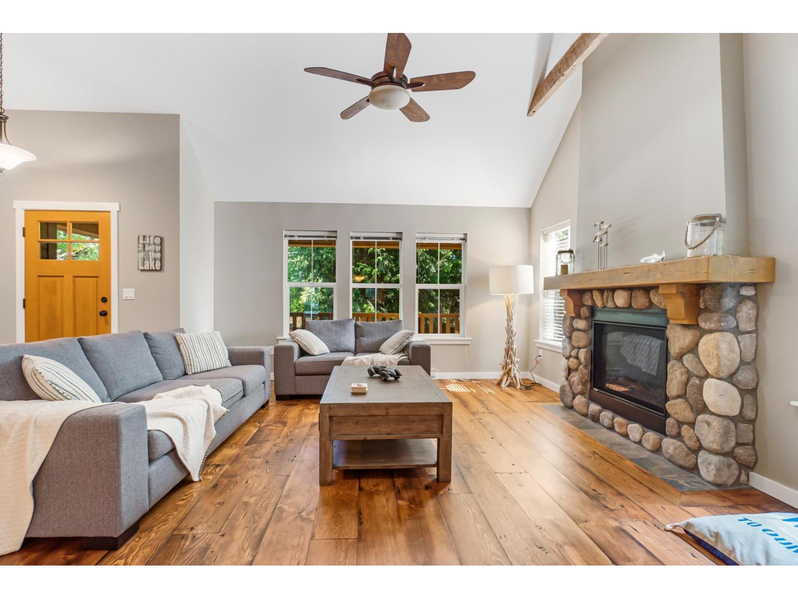 43505 Blue Grouse Lane, Cultus Lake South, Lindell Beach, British Columbia V2R 0X8 - Photo 6 - R3178152