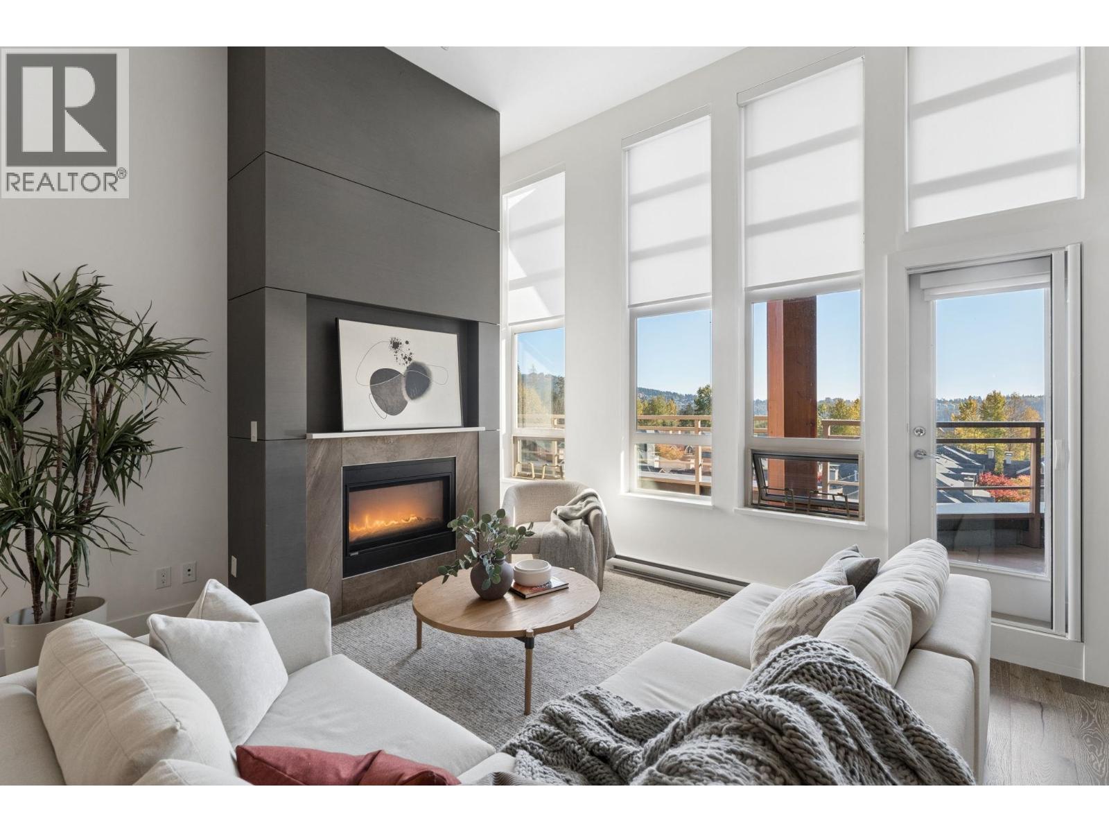 507 3602 Aldercrest Drive, North Vancouver, British Columbia  V7G 0A2 - Photo 2 - R3178601