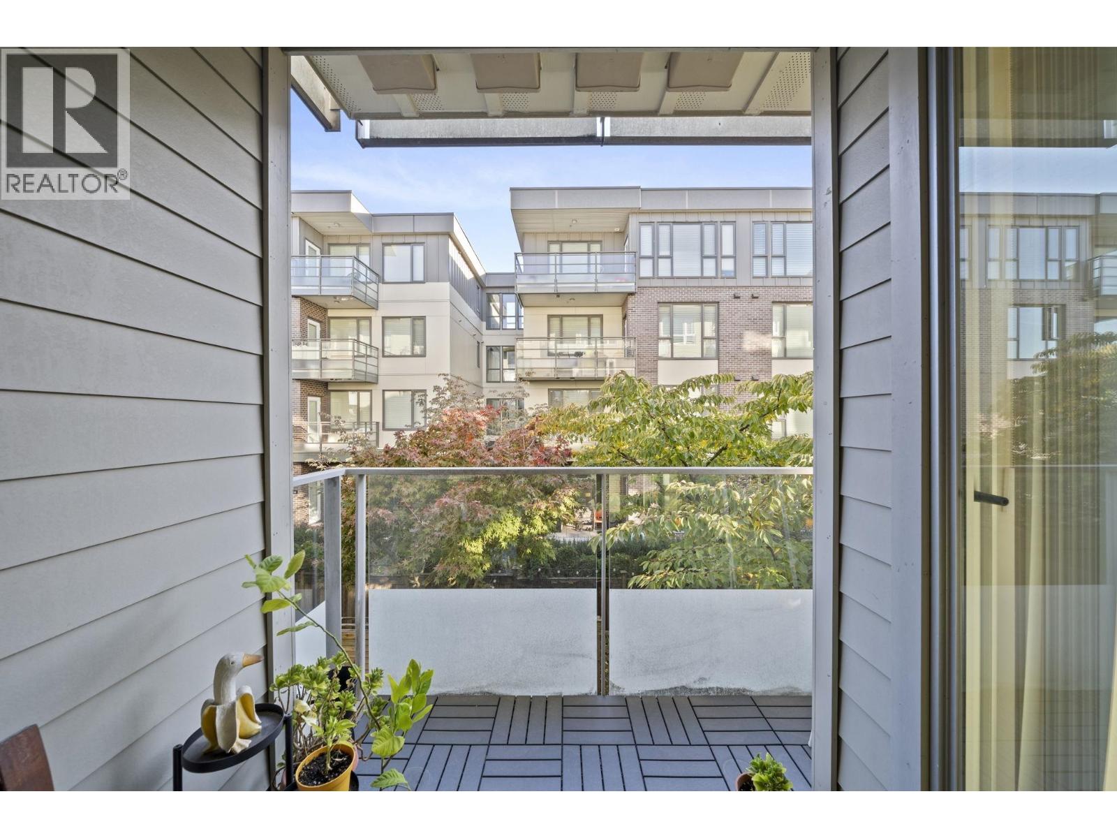 205 5388 GRIMMER STREET, burnaby, British Columbia