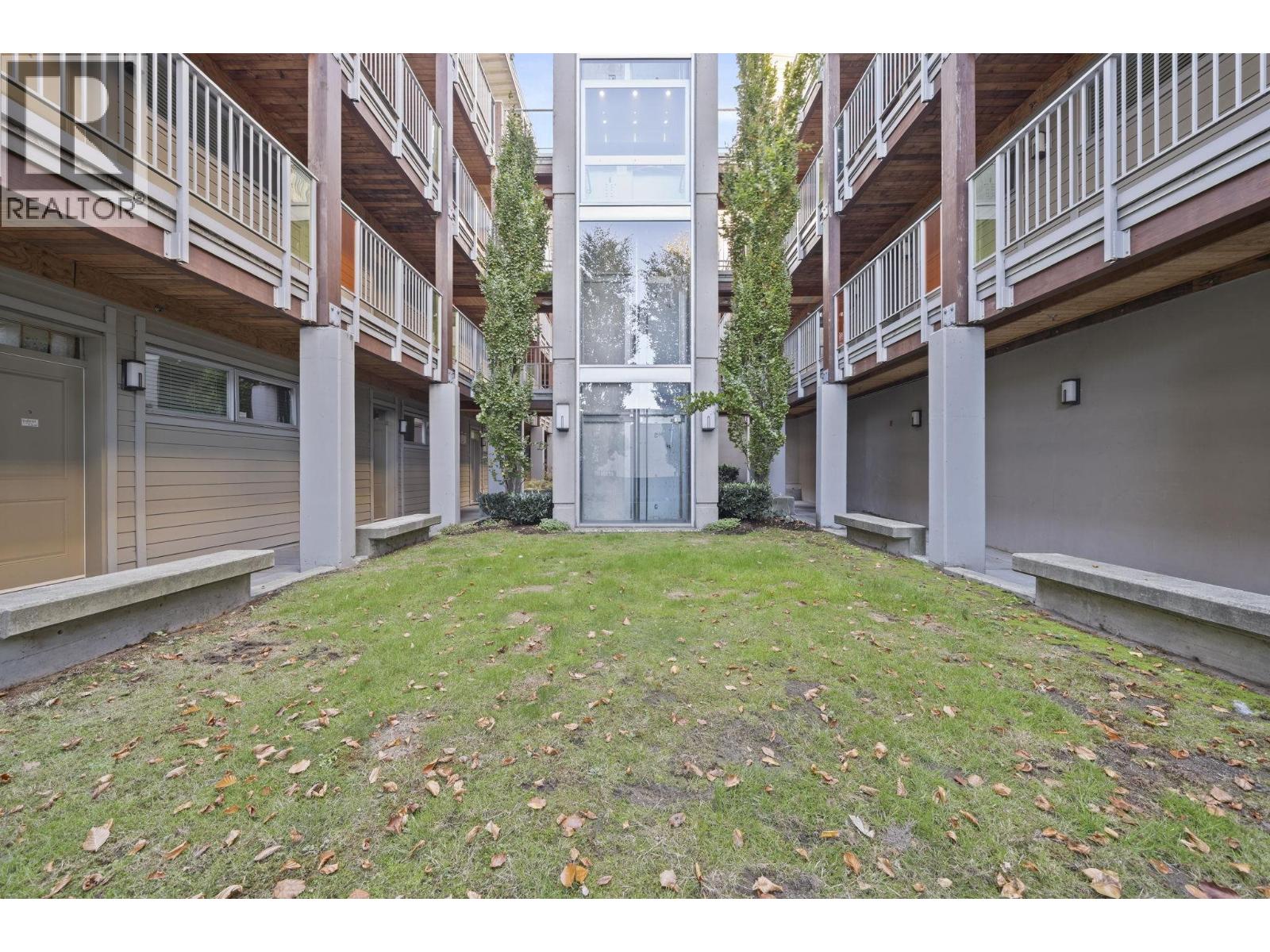 205 5388 Grimmer Street, Burnaby, British Columbia  V5H 0B9 - Photo 4 - R3178614