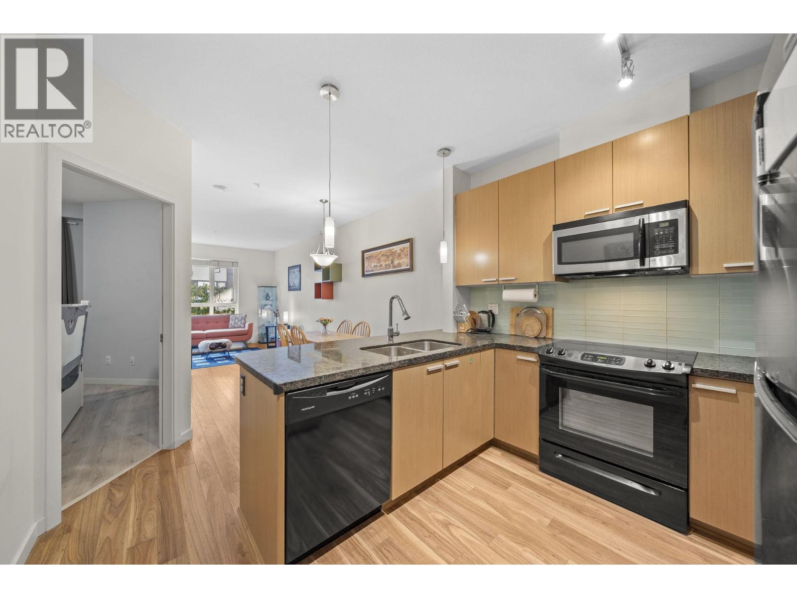 205 5388 Grimmer Street, Burnaby, British Columbia  V5H 0B9 - Photo 9 - R3178614