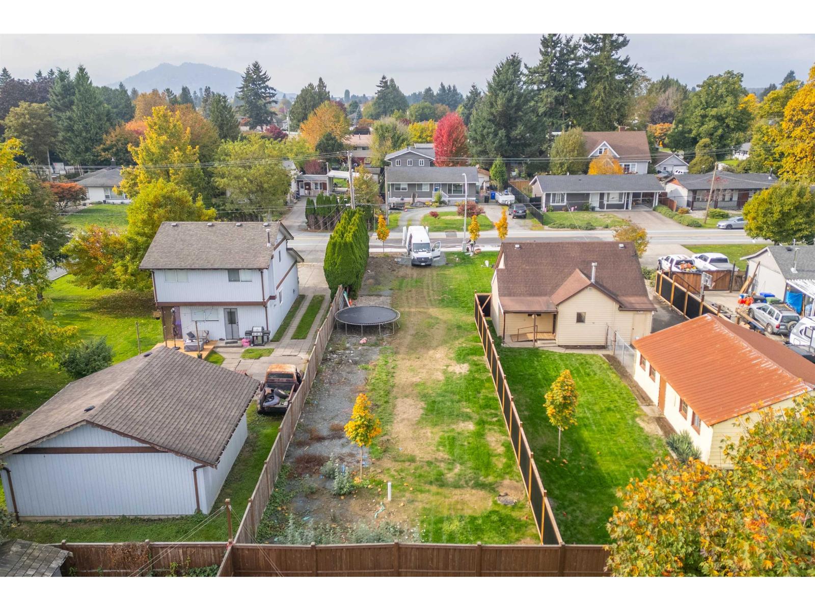 9422 MCNAUGHT ROAD|Chilliwack Proper East