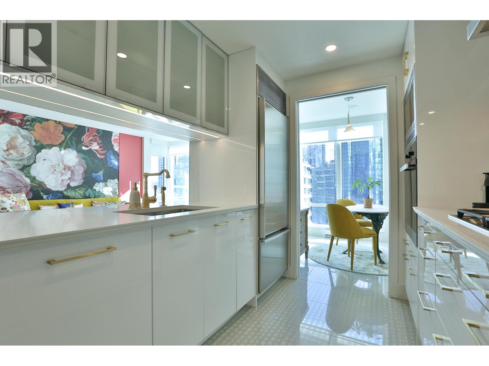 904 590 Nicola Street, Vancouver, British Columbia  V6G 3J8 - Photo 2 - R3178598