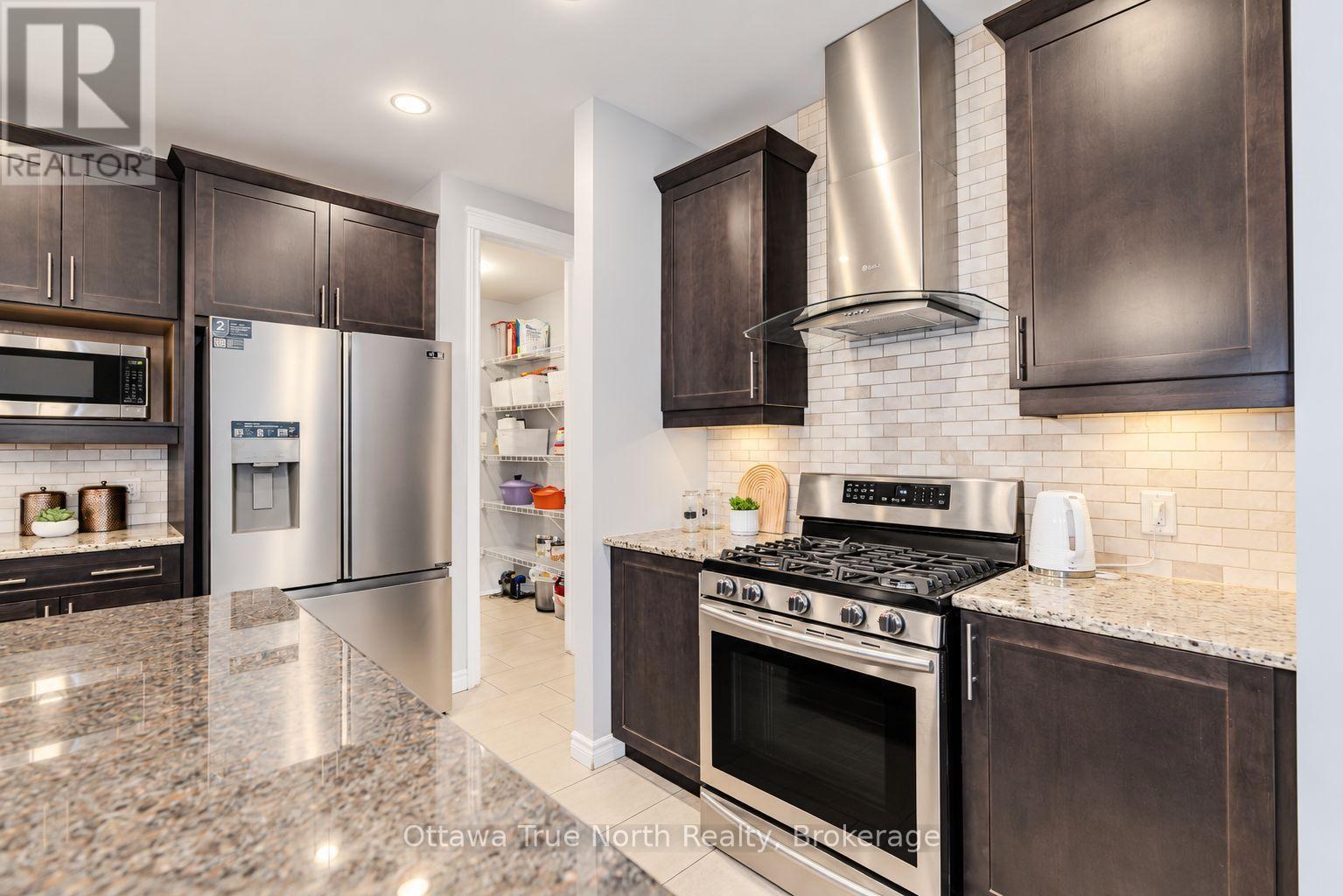 130 Grainstone Way, Ottawa, Ontario  K2T 0H4 - Photo 12 - X14109638