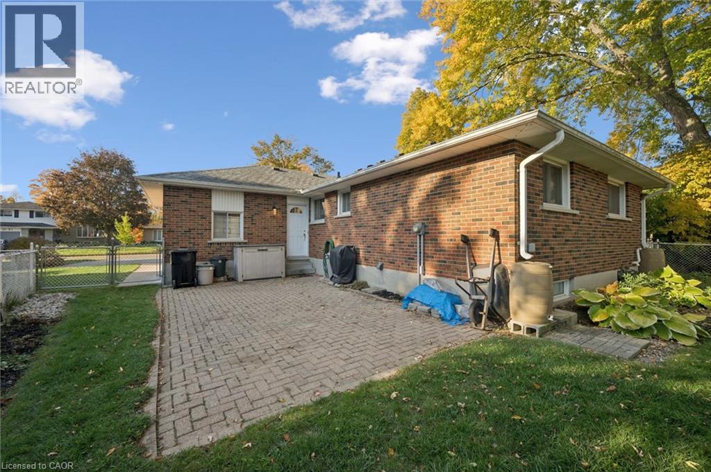 86 Lower Canada Crescent, Kitchener, Ontario  N2P 1E8 - Photo 35 - 40870344