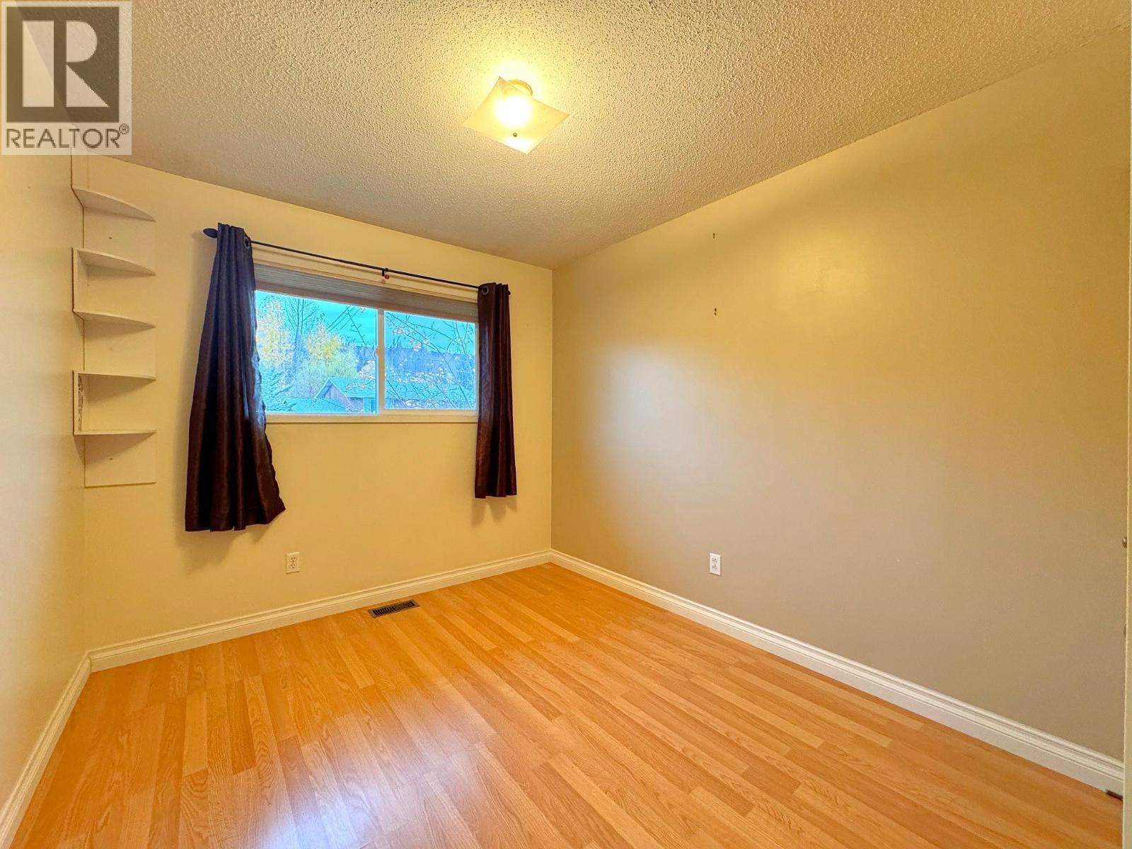 41 Chapman Street, Granisle, British Columbia  V0J 1W0 - Photo 17 - R3178667