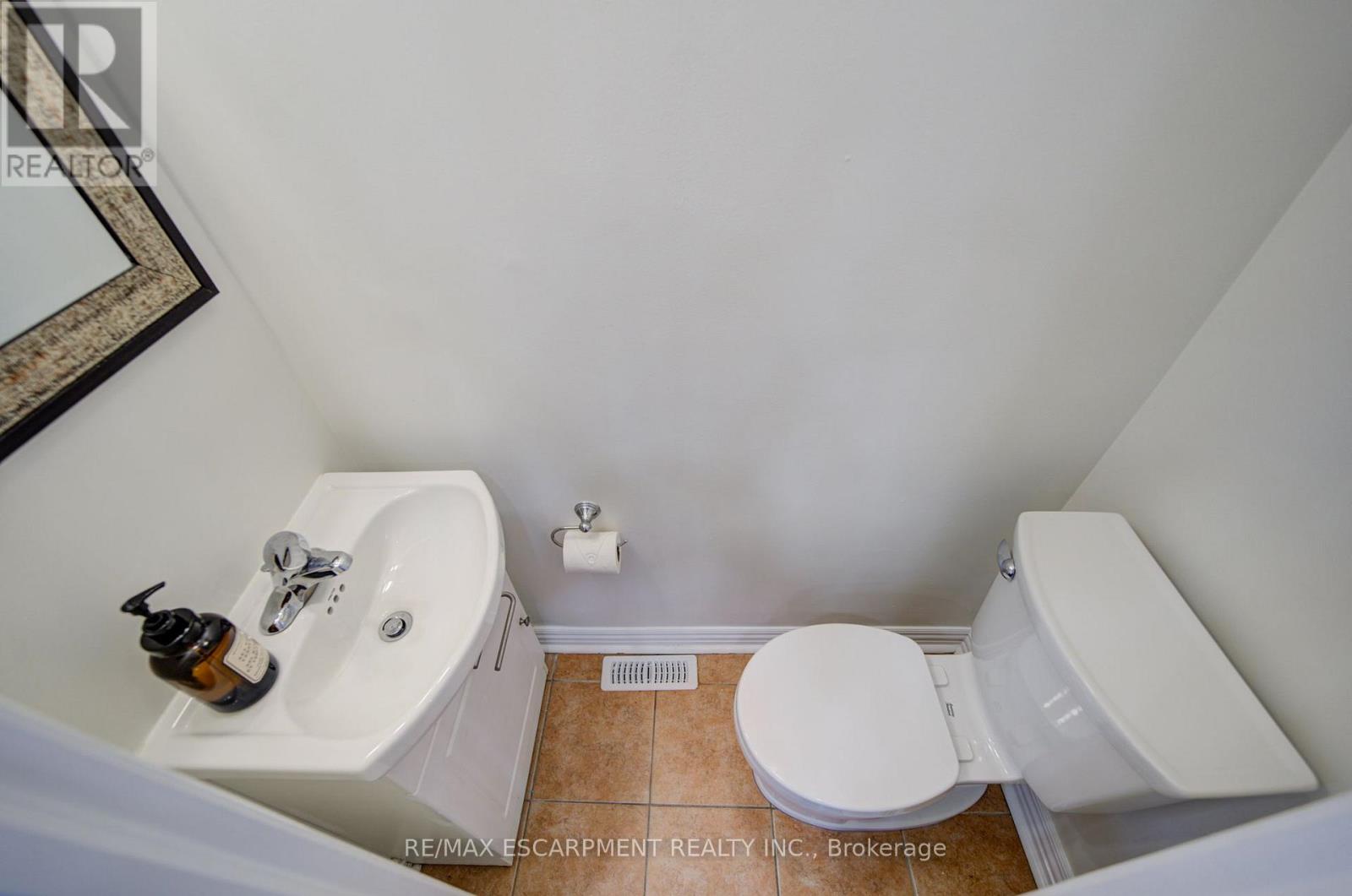 329 Monarch Park Avenue, Toronto (Danforth Village-East York), Ontario  M4J 4T2 - Photo 11 - E14118846