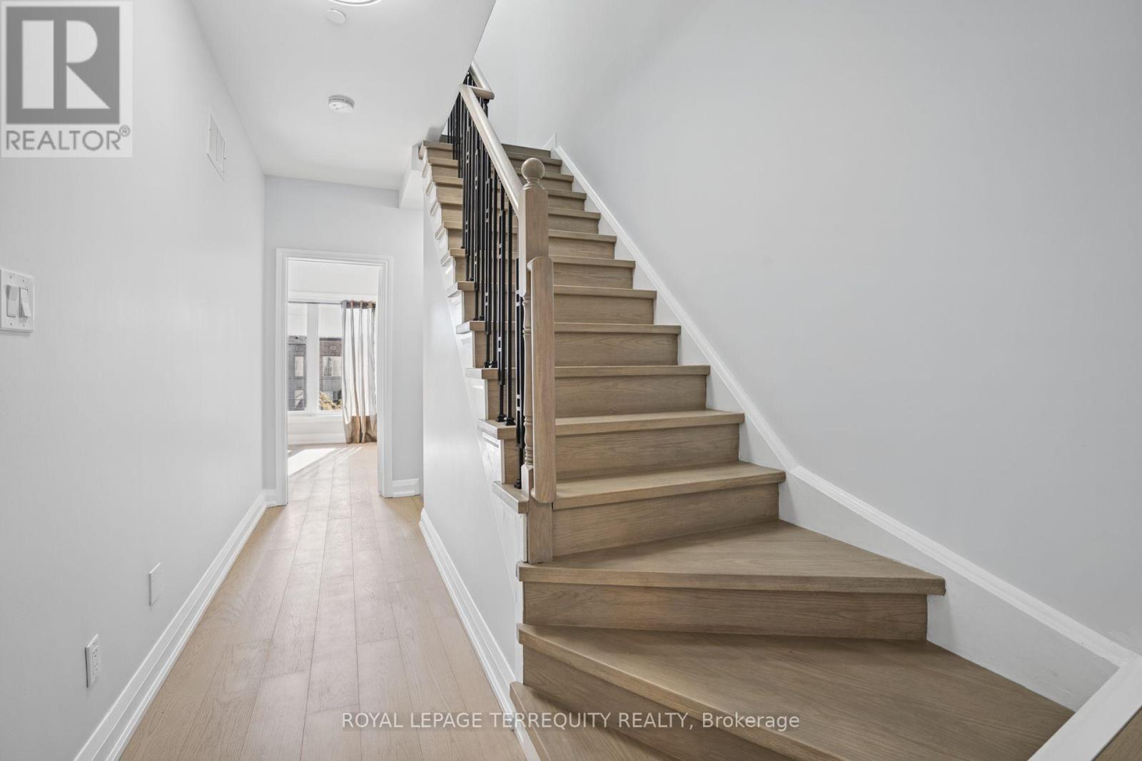 958 The Queensway, Toronto, Ontario  M8Z 1P5 - Photo 27 - W14116764