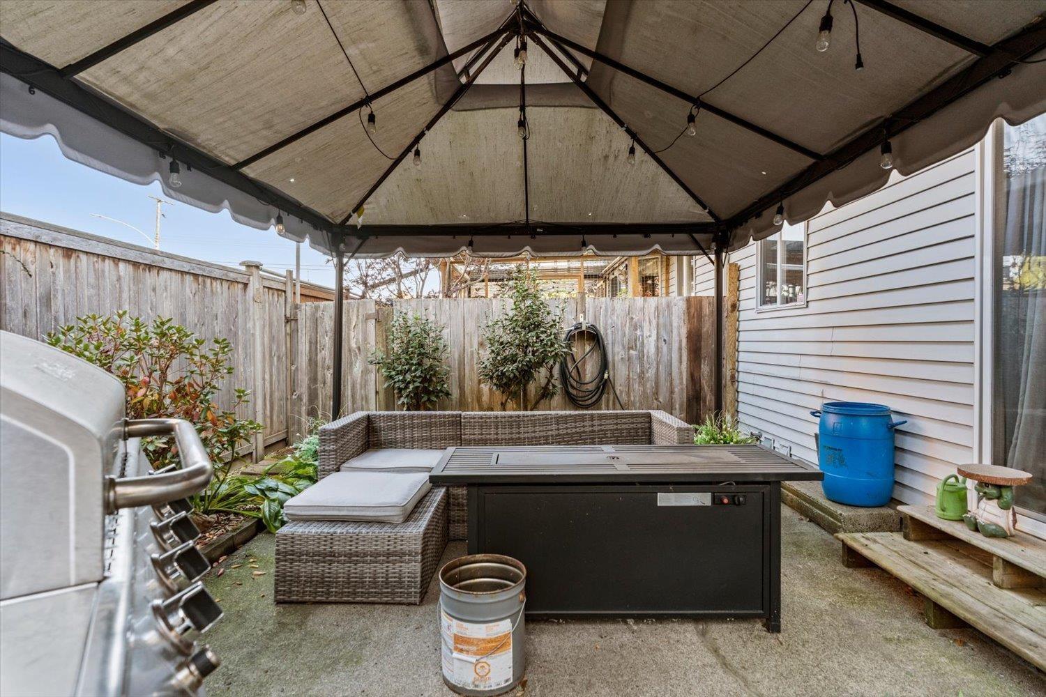2 9457 BROADWAY ROAD|Chilliwack Proper East