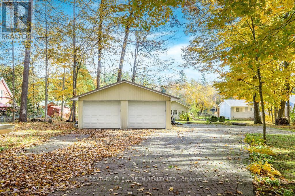 1909 Mcleod Drive, Severn, Ontario  P0E 1N0 - Photo 46 - S14118214
