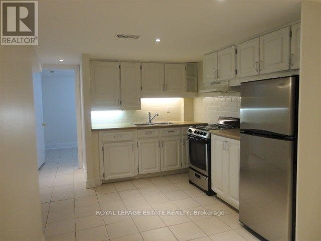 Bsmt - 190 Wineva Avenue, Toronto, Ontario  M4E 2T4 - Photo 8 - E14118884