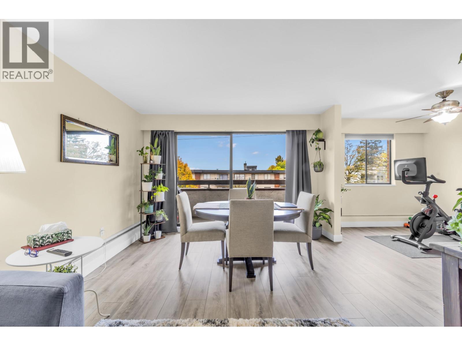 203 515 Eleventh Street, New Westminster, British Columbia  V3M 4G4 - Photo 8 - R3178661