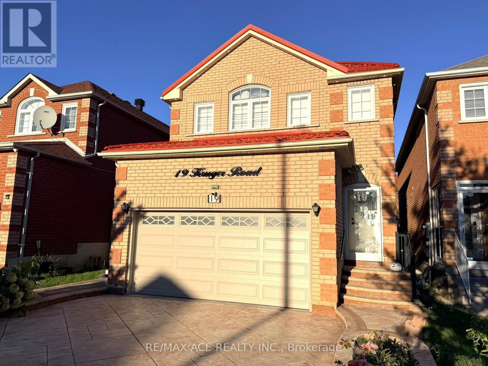 19 Kruger Road, Markham, Ontario  L3S 3X1 - Photo 2 - N14118872