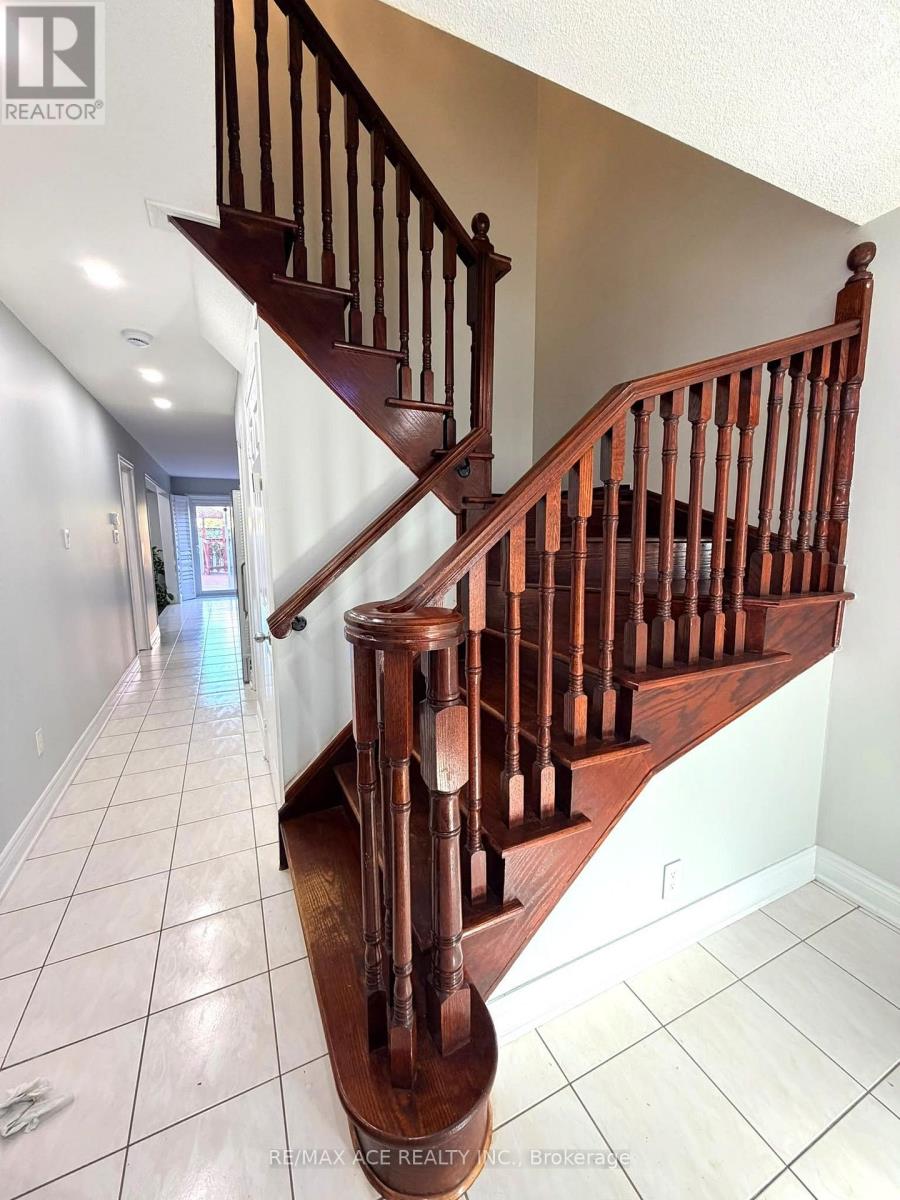 19 Kruger Road, Markham, Ontario  L3S 3X1 - Photo 7 - N14118872