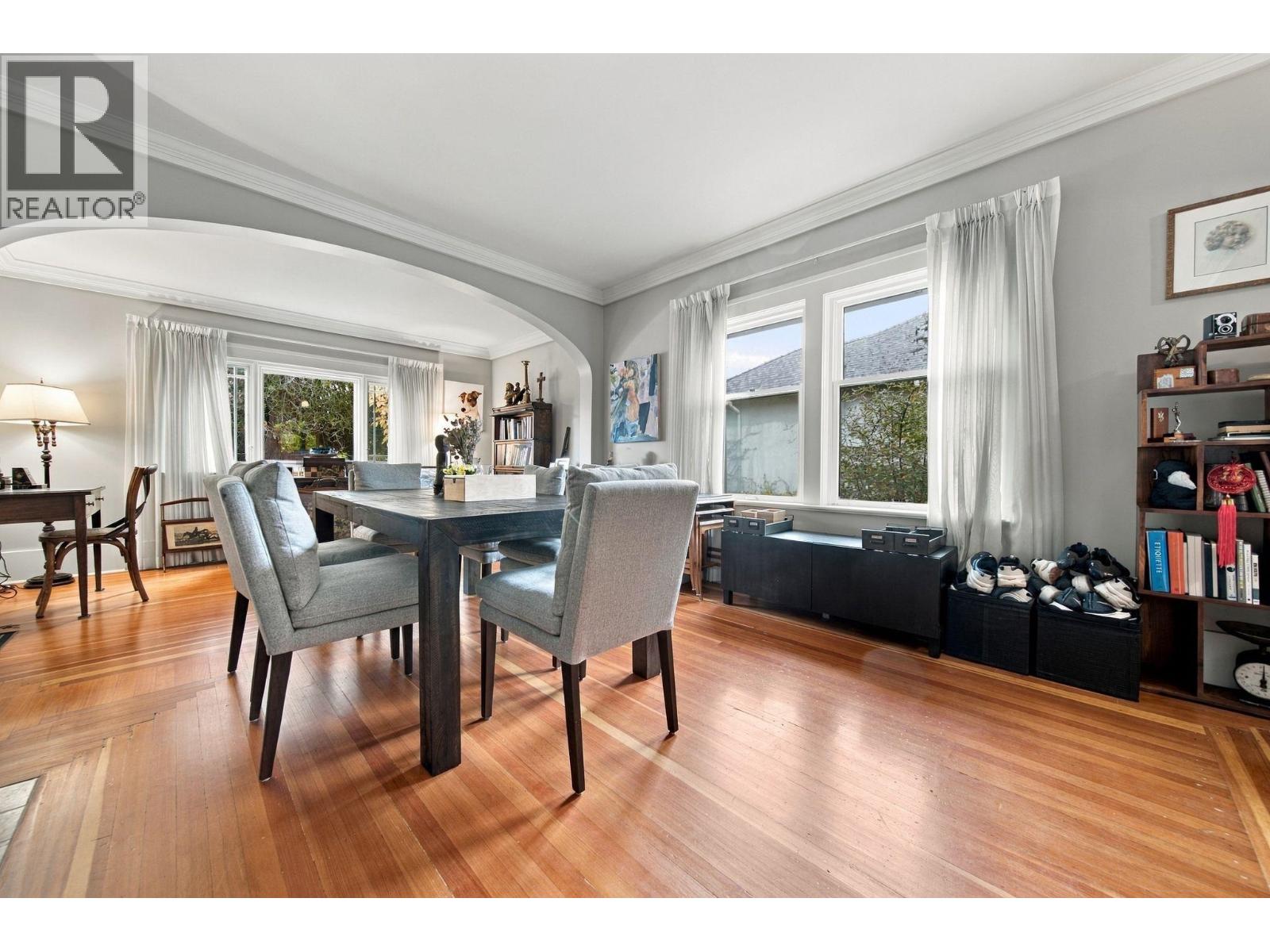 2071 W 44th Avenue, Vancouver, British Columbia  V6M 2G1 - Photo 3 - R3178665