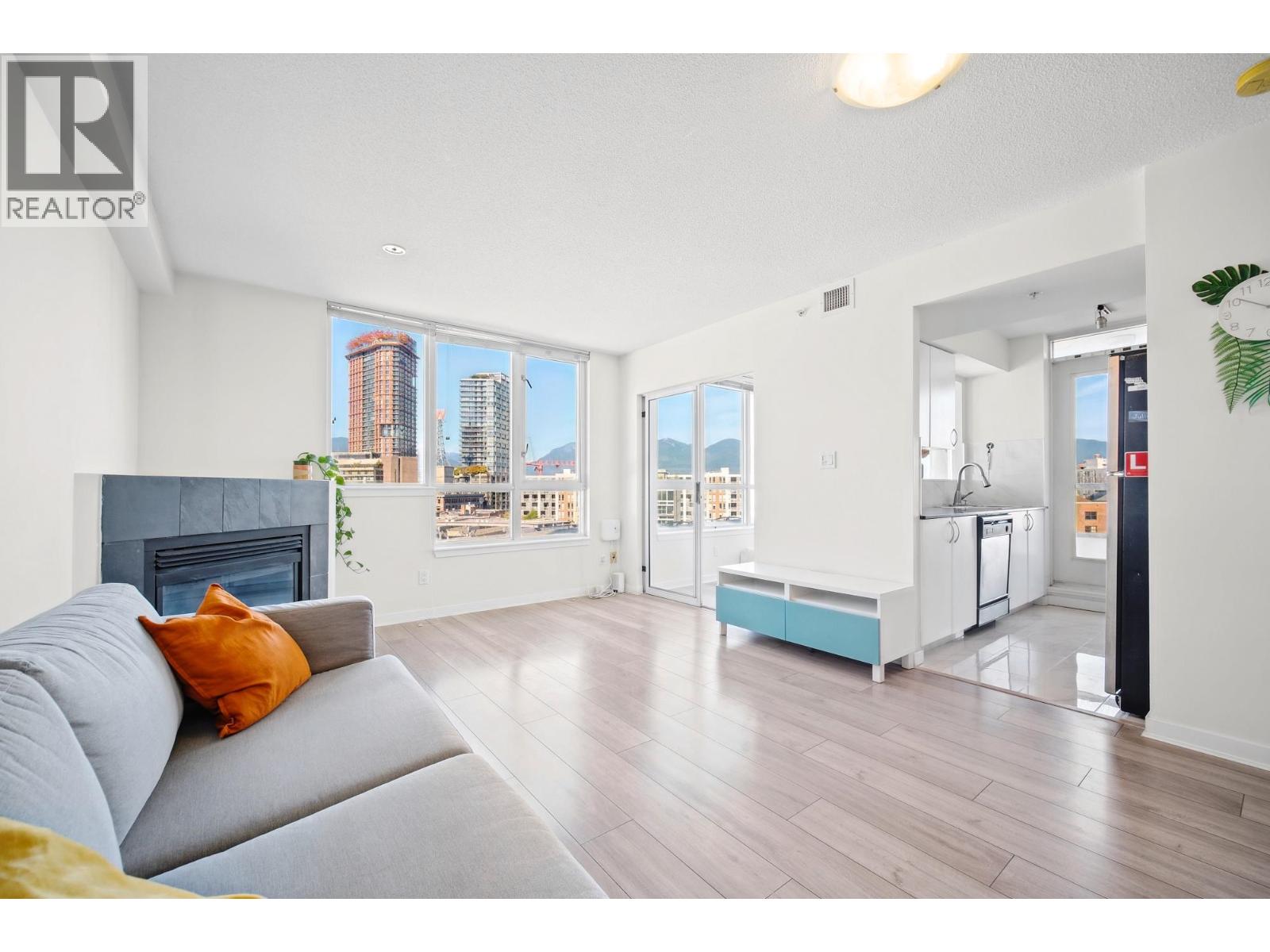 110x 63 Keefer Place, Vancouver, British Columbia  V6B 6N6 - Photo 4 - R3178663
