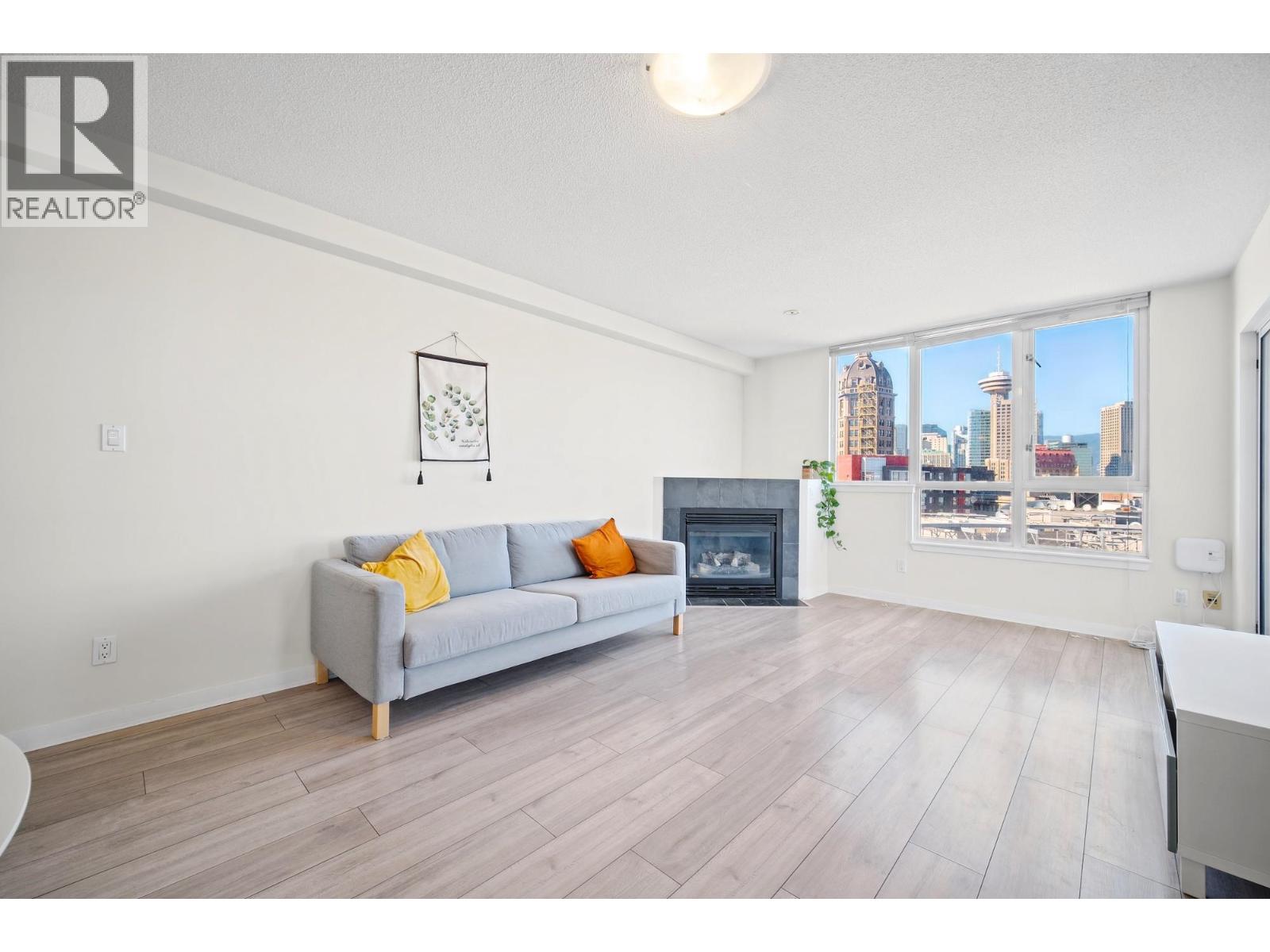 110x 63 Keefer Place, Vancouver, British Columbia  V6B 6N6 - Photo 5 - R3178663