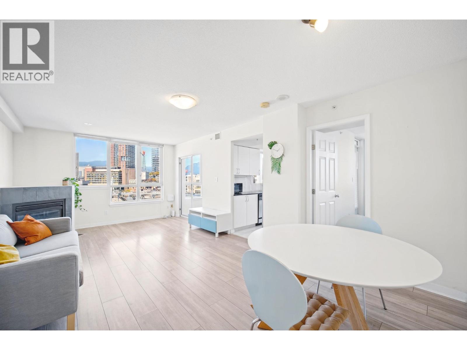 110x 63 Keefer Place, Vancouver, British Columbia  V6B 6N6 - Photo 8 - R3178663