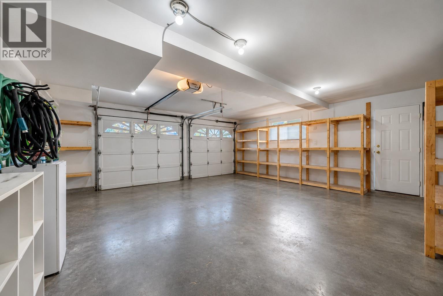 437 Duke Court, Kelowna, British Columbia  V1W 3A2 - Photo 42 - 10404377