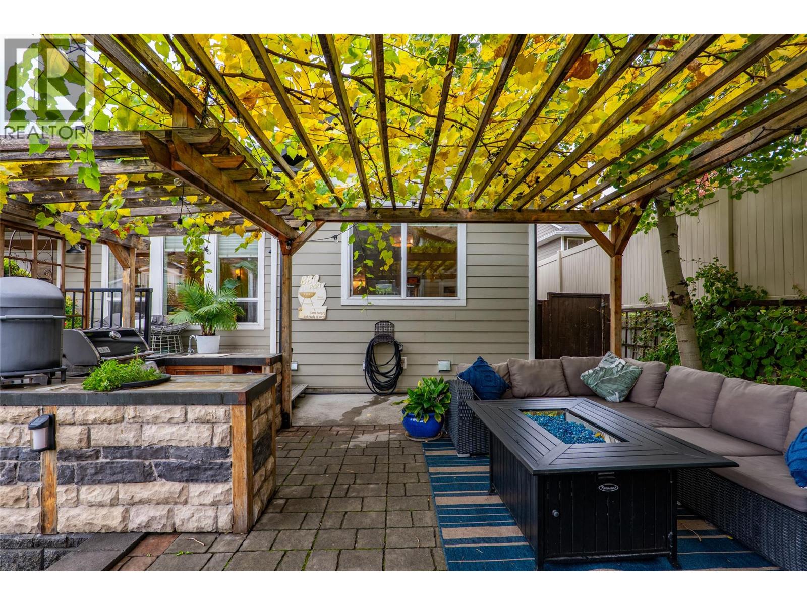 810 Woodrush Court, Kamloops, British Columbia  V2B 6E6 - Photo 46 - 10403020