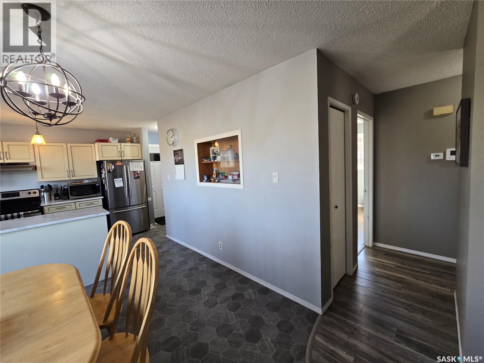 280 9th Avenue, Broadview, Saskatchewan  S0G 0K0 - Photo 25 - SK051935